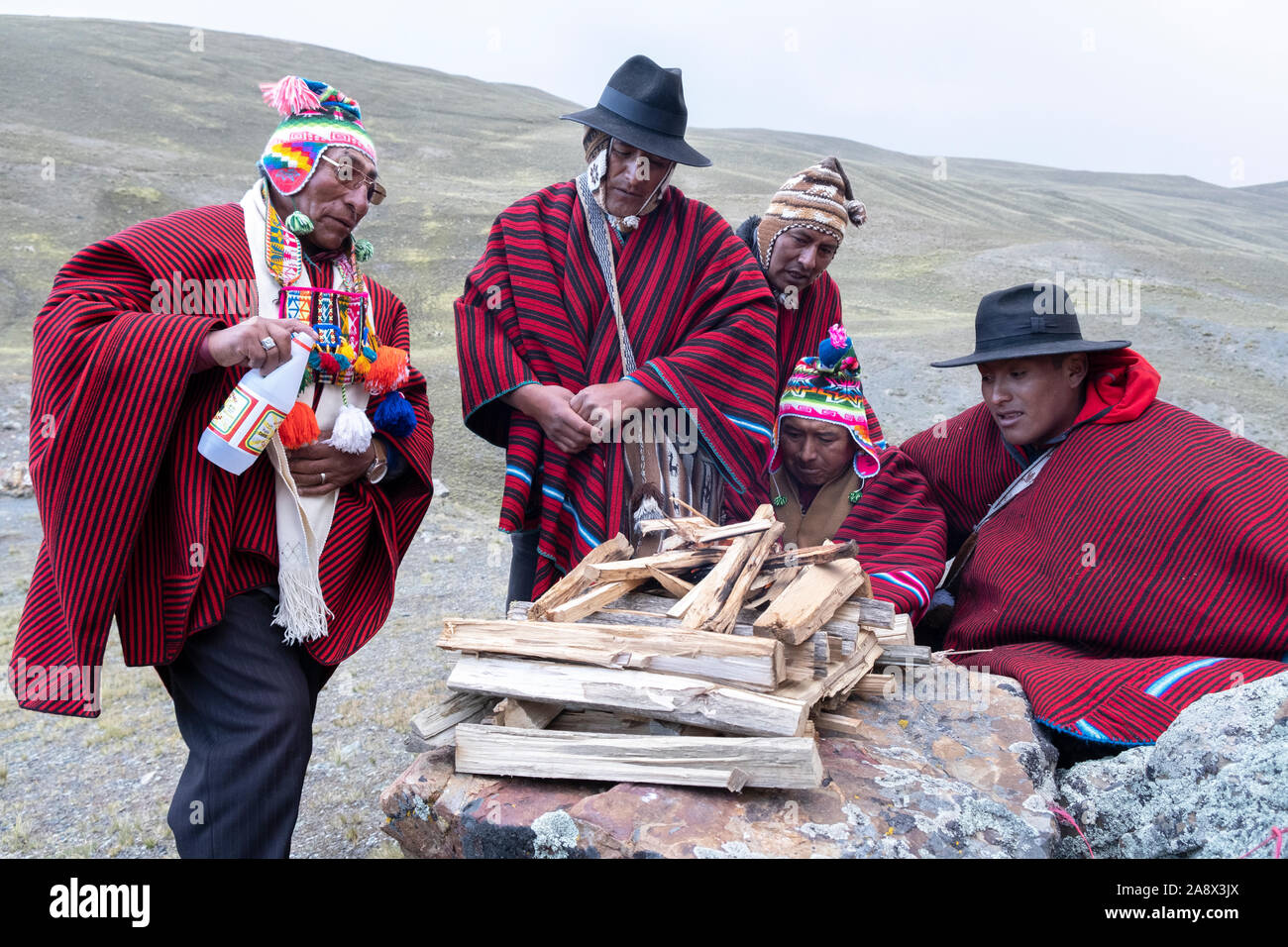 Pachamama mit Zeremonie Stockfoto