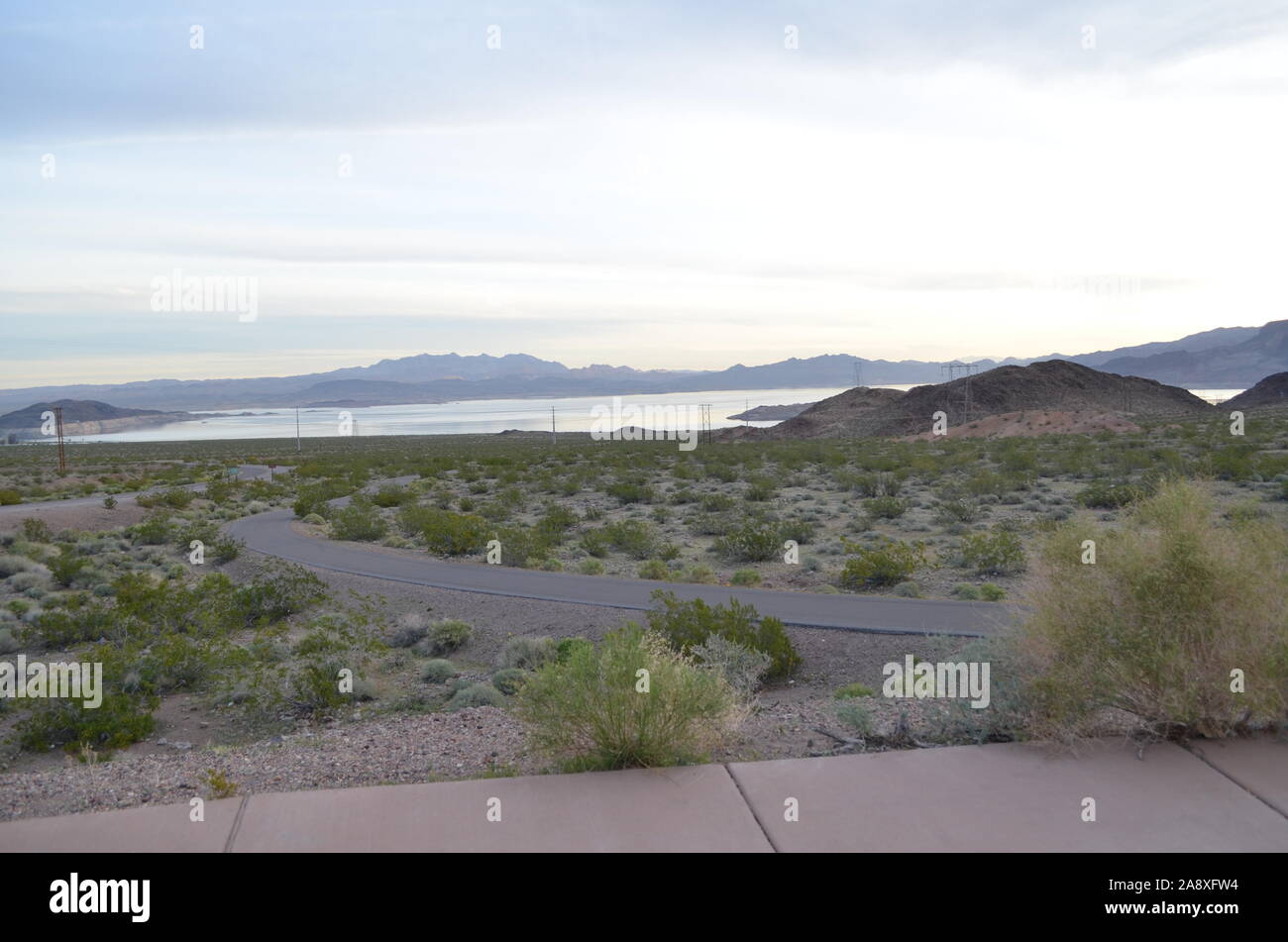 Frühling in Nevada: Am frühen Morgen Blick auf Lake Mead Stockfoto