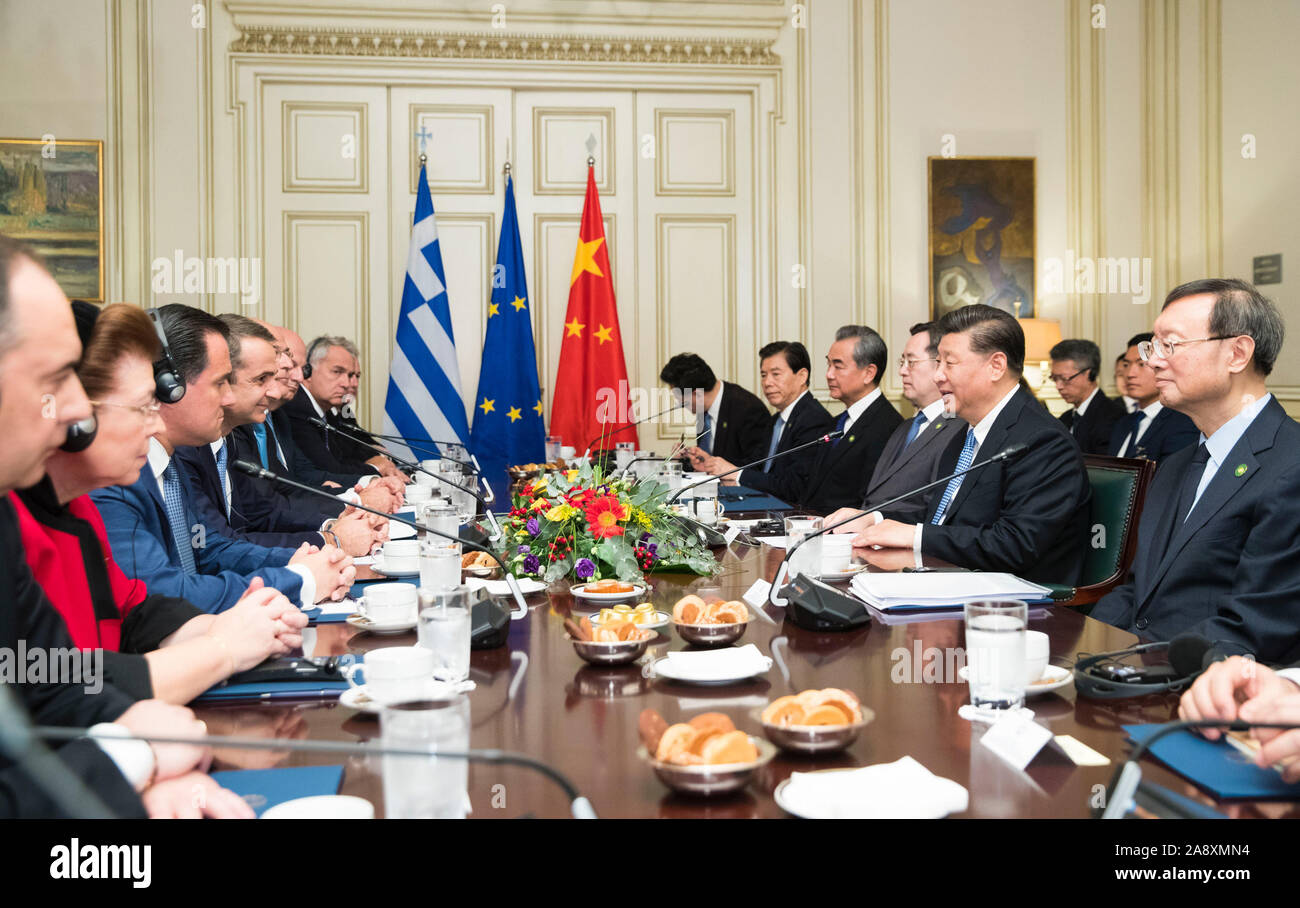 (191111) - Athen, November 11, 2019 (Xinhua) - der chinesische Präsident Xi Jinping Gespräche mit griechischen Ministerpräsidenten Kyriakos Mitsotakis in Athen, Griechenland, Nov. 11, 2019. (Xinhua / Huang Jingwen) Stockfoto