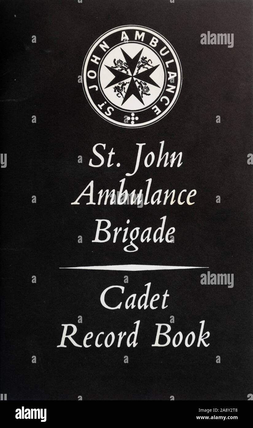 St John Ambulance Feuerwehr cadet Record Book Stockfoto