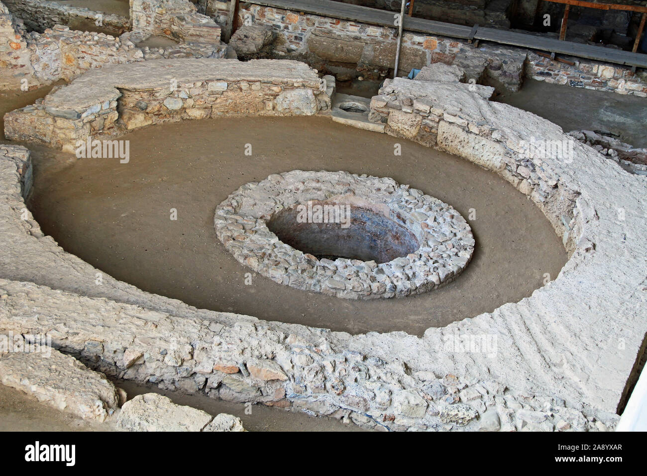 Öffnen Sie gut in einer archäologischen Ausgrabung in Athen, Griechenland Stockfoto