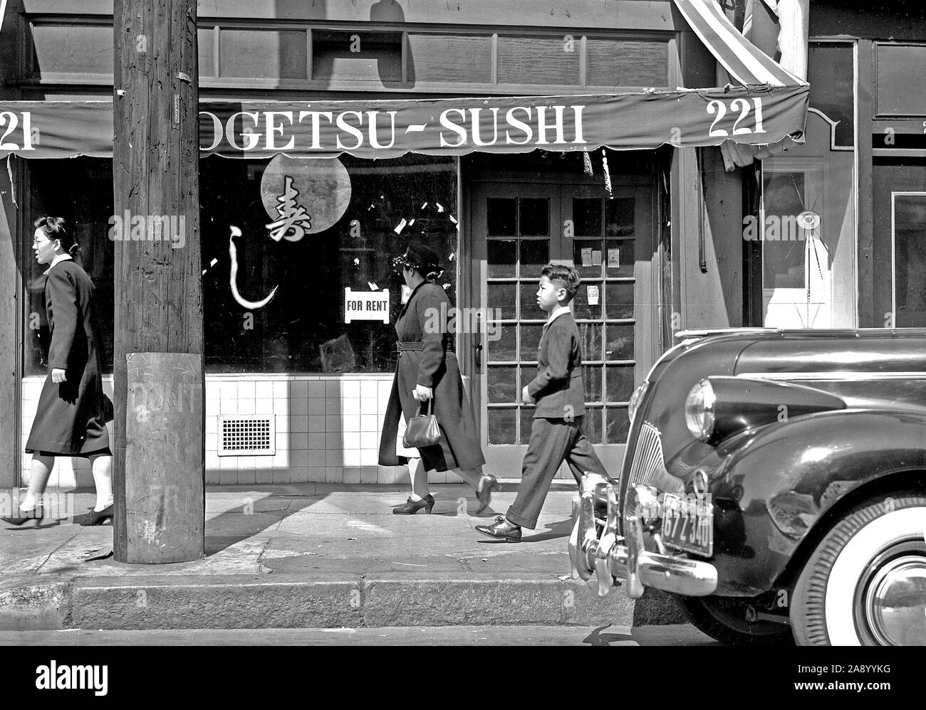 Los Angeles, Kalifornien. Ein Store für Miete in "Little Tokyo" nach Bewohnern des japanischen Vorfahren wurden angewiesen, 4/11/1942 evakuieren Stockfoto