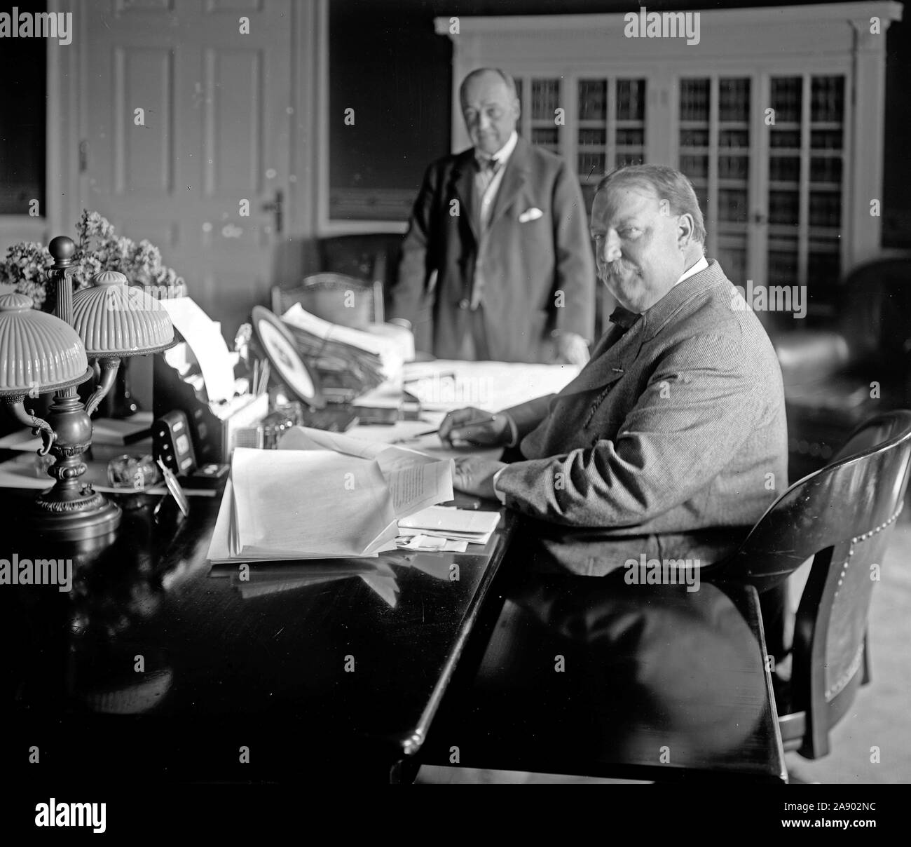 Präsident William Howard Taft Unterzeichnung Recirpocity Rechnung stellen kann. 1909-1913 Stockfoto