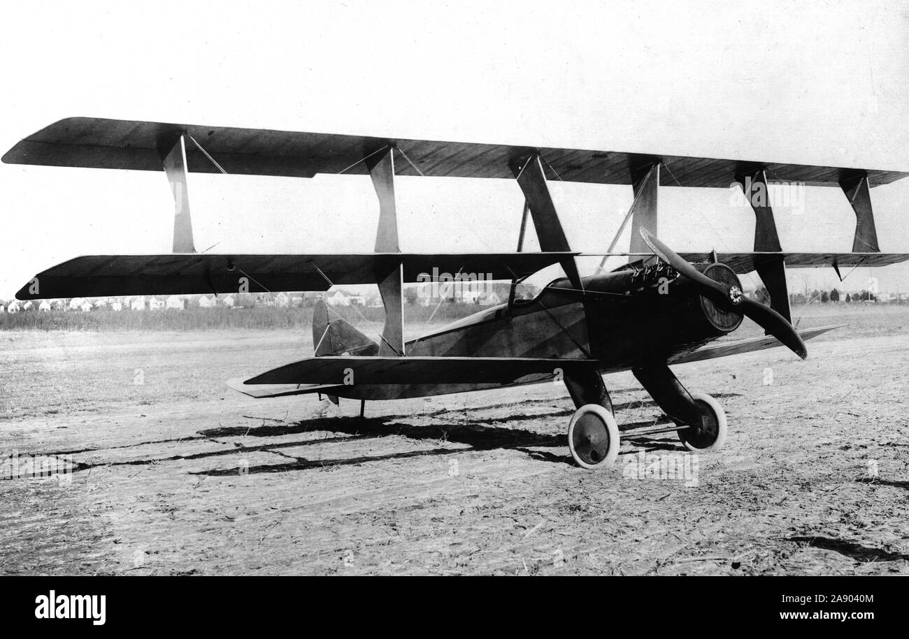 1/18/1917 - Curtiss Flugzeug & Motor Corporation, Buffalo, N.Y. Modell L Dreidecker Stockfoto