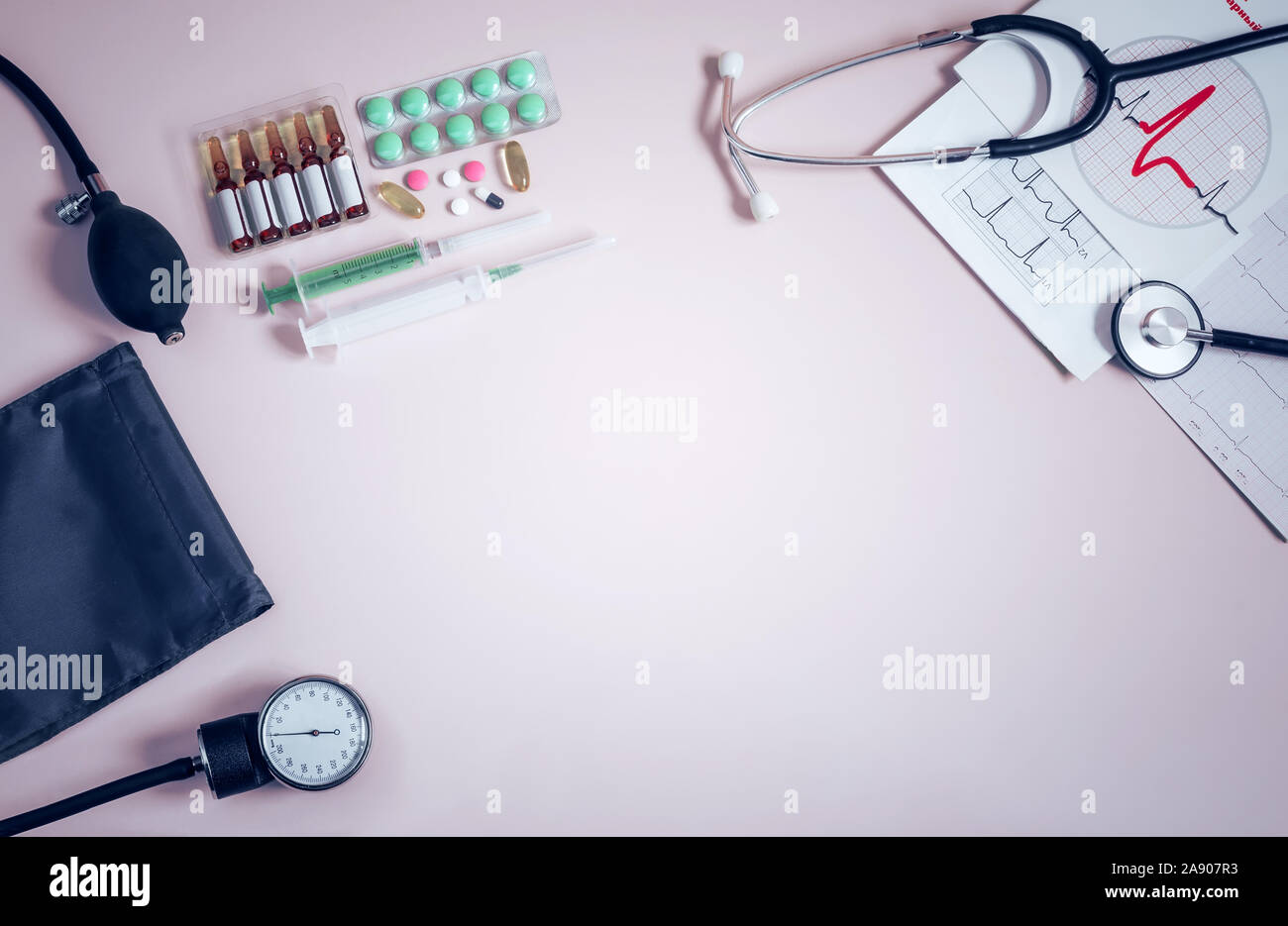 Hoher Blutdruck - hypertensive Krise und Medikamente zu behandeln. Stockfoto