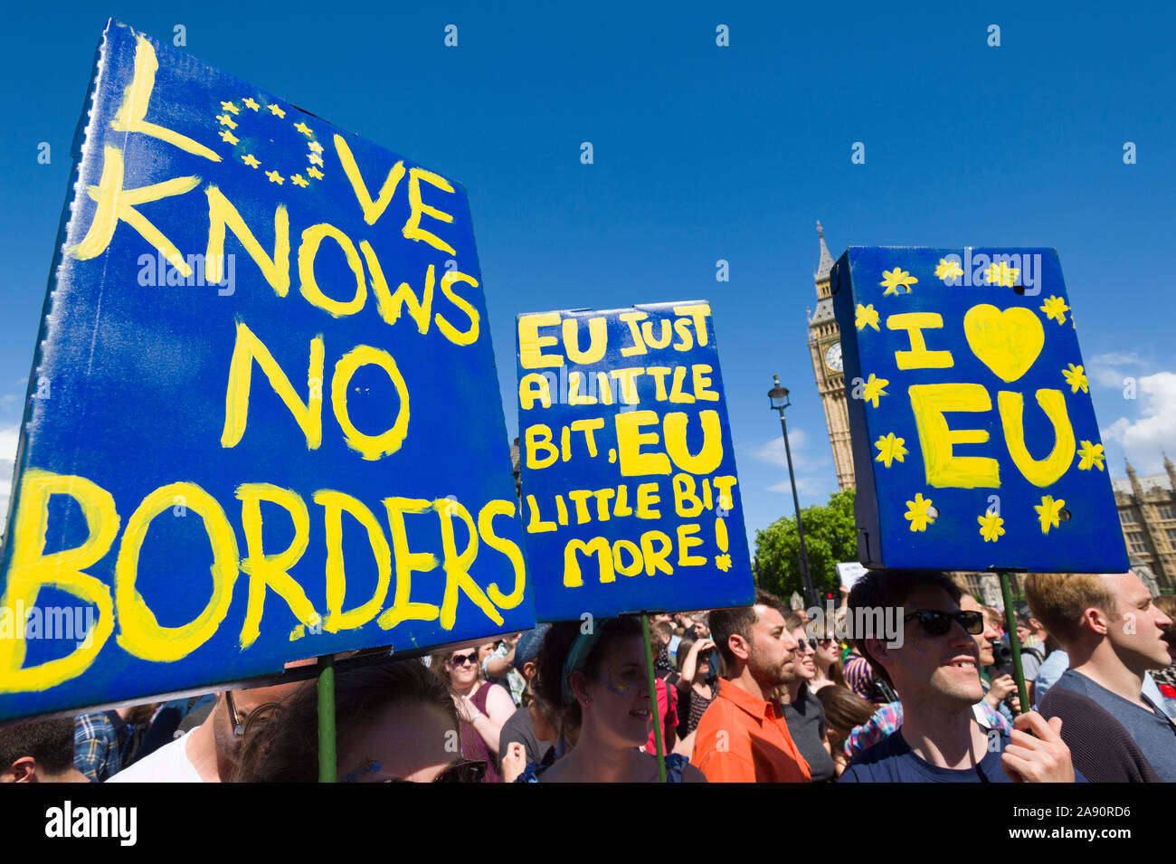 Pro EU-Rallye, protestieren gegen das Ergebnis der letzten Woche Referendum, in der Großbritannien gestimmt, der Europäischen Union, den Parliament Square, London, Br zu verlassen Stockfoto