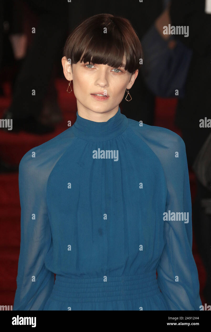 Nov 02, 2017 - London, England, UK-'Murder Im Orient Express' Weltpremiere, Royal Albert Hall - Roter Teppich Ankünfte Foto zeigt: Lara Mullen Stockfoto