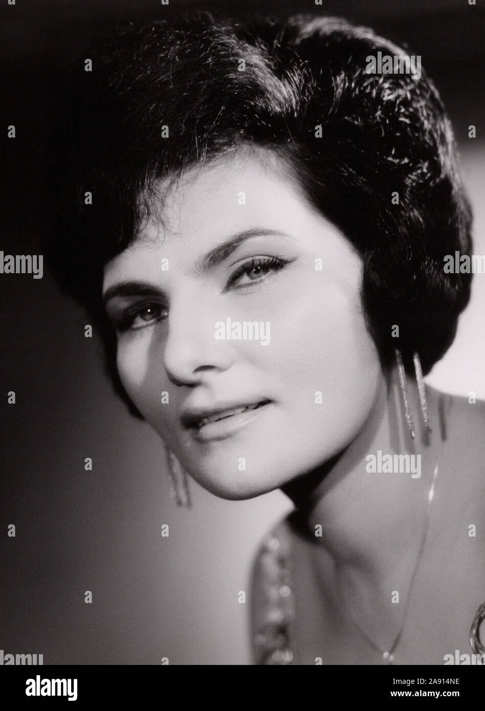 Angele Durand, belgische Sängerin und Plant, Deutschland um 1960. Belgische Sängerin und Schauspielerin Angele Durand, Deutschland Ca. 1960. Stockfoto