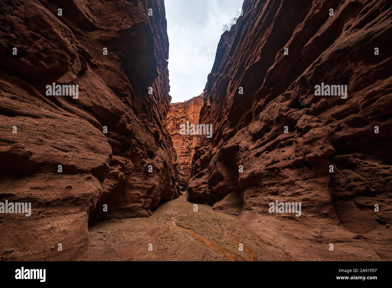 Landschaft von Wensu Grand Canyon im Wensu County, Aksu Präfektur, Nordwesten Chinas Autonomen Region Xinjiang Uygur am 14. Oktober, 2019. Stockfoto