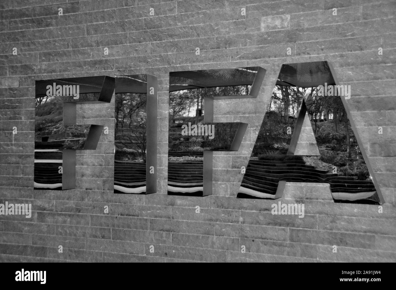 Der FIFA-Zentrale in Zürich widerspiegelt, Macht und Geld in den grossen Sport-Business Stockfoto
