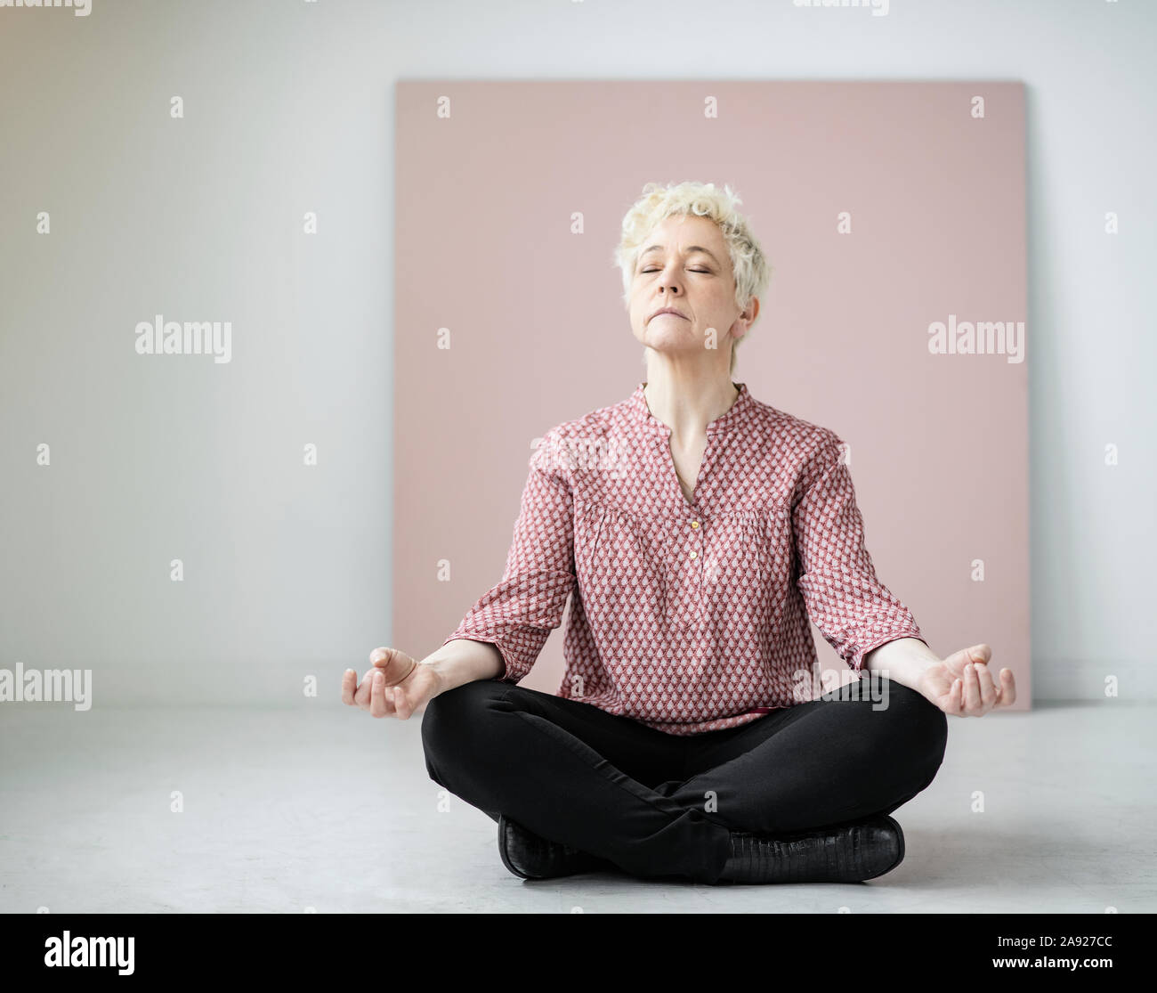 Frau, meditieren Stockfoto