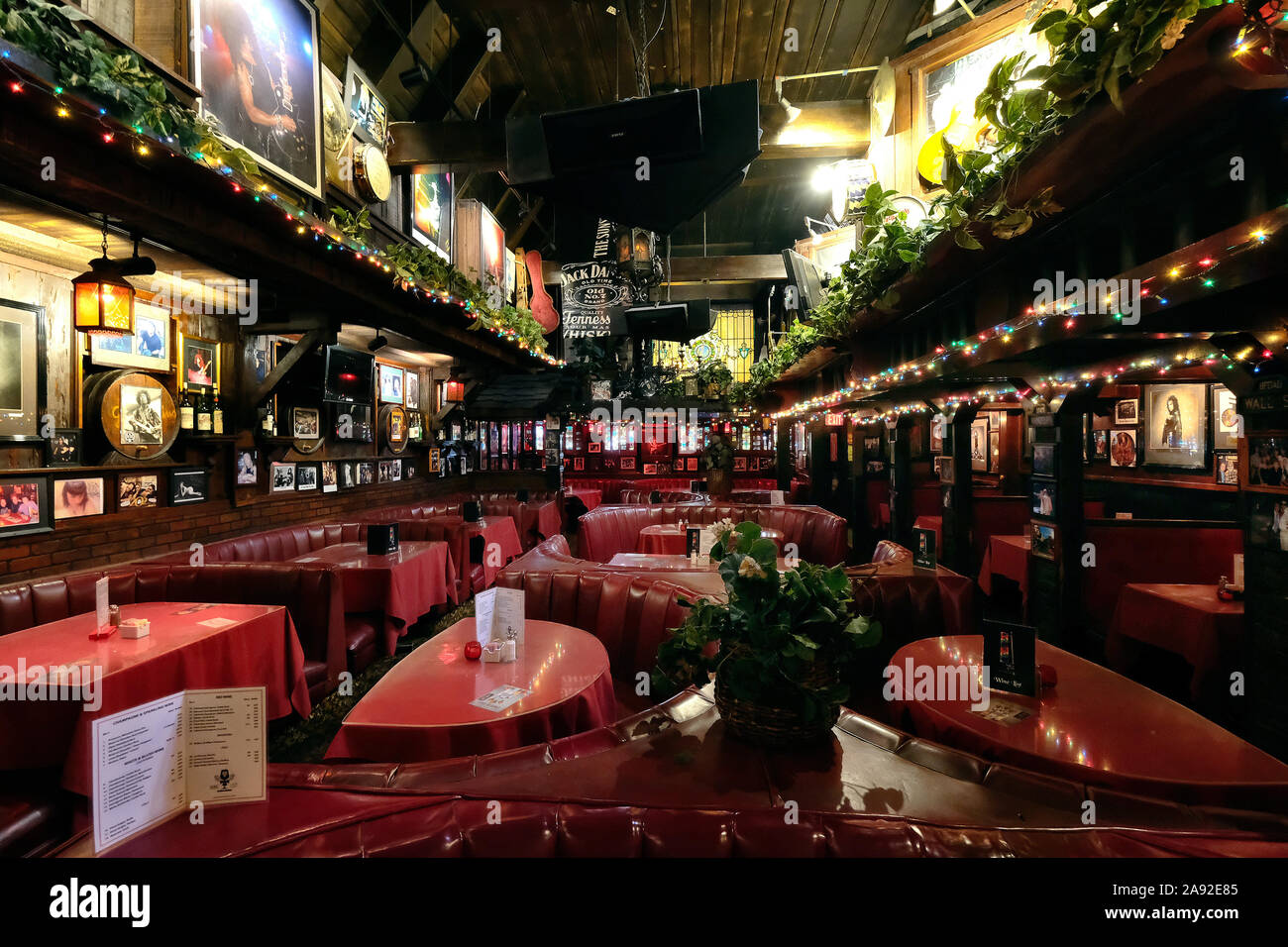 Rainbow Bar and Grill, legendäres Restaurant und Bar am Sunset Strip in  West Hollywood. Heimstadion des verstorbenen Motoerhead-Frontmannes Lemmy  Kilmister Stockfotografie - Alamy