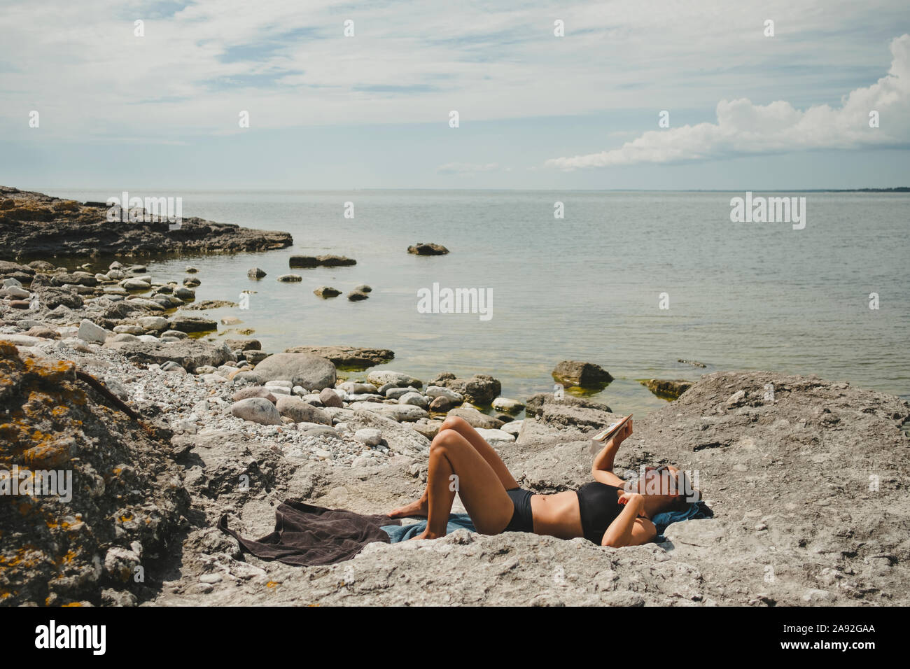 Mann im Meer Stockfoto