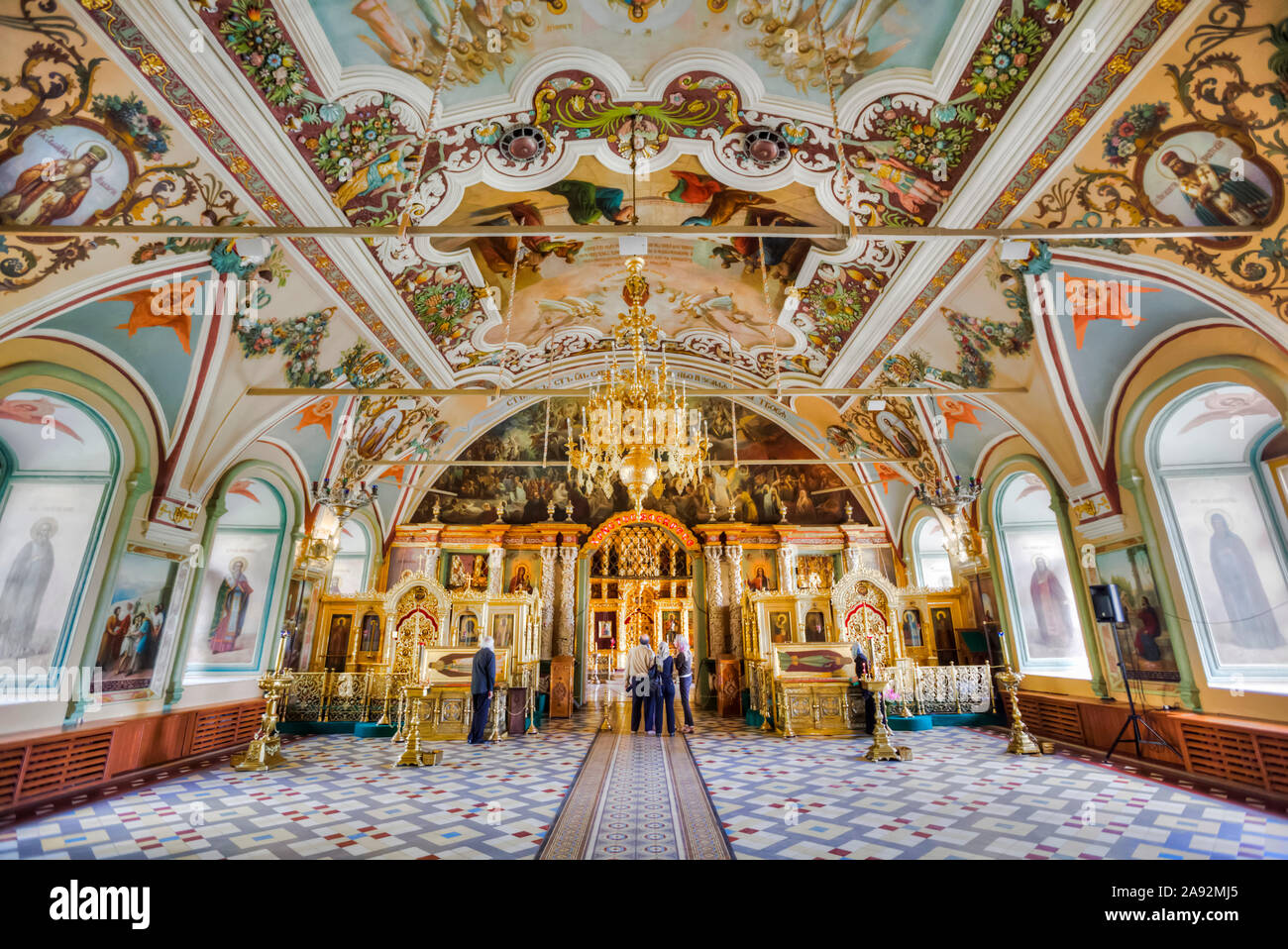 Innen, St. Sergius Kirche (Refektorium), Trinity Sergius Lavra Kloster Komplex; Sergiev Posad, Moskau Oblast, Russland Stockfoto