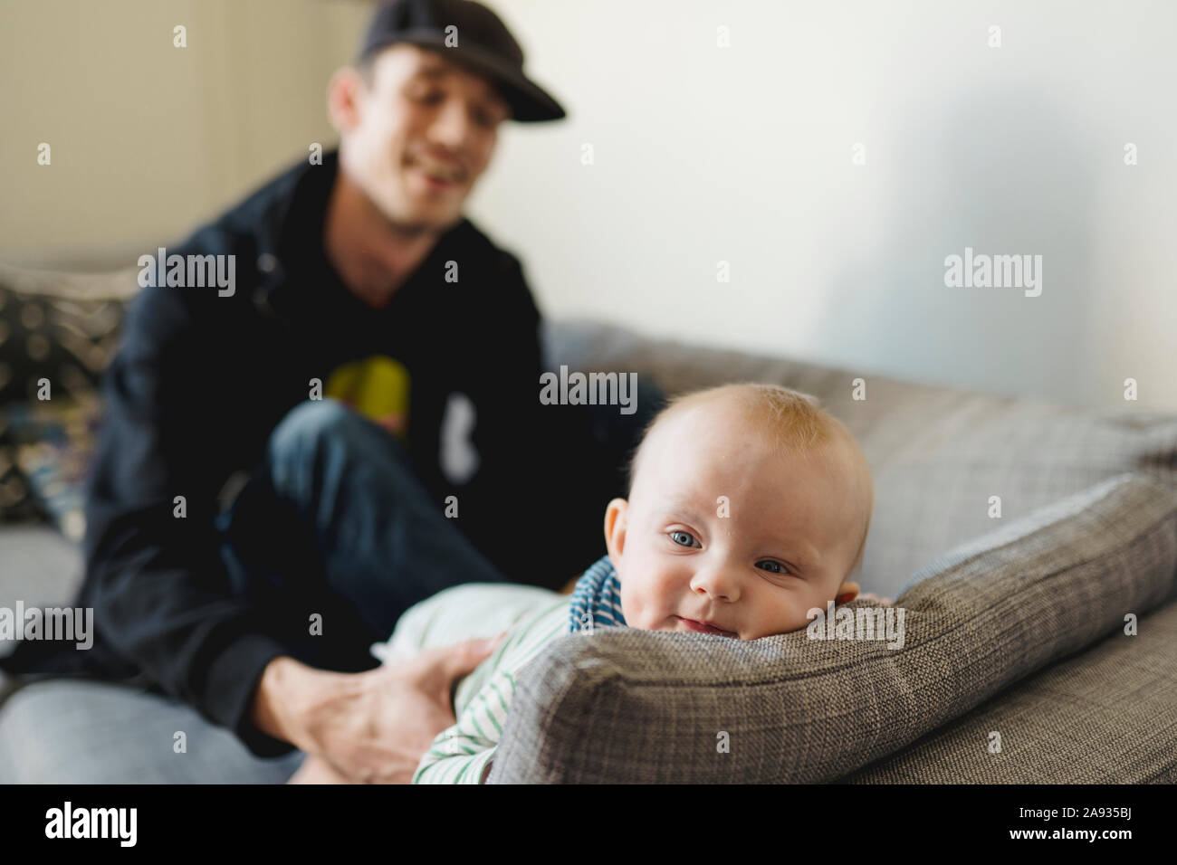 Vater mit baby Stockfoto