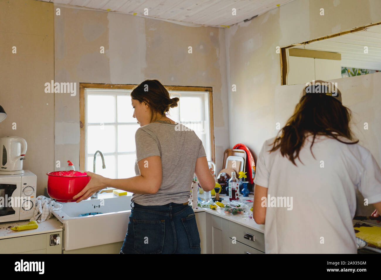 Frauen in der Küche Stockfoto