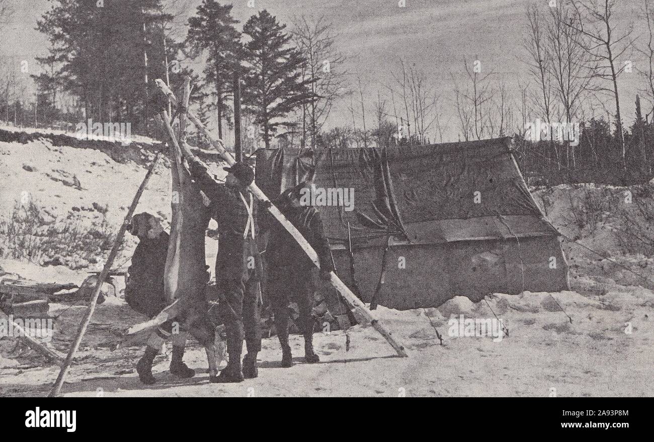 Deer Hunter's Camp in der Wildnis der nördlichen Minnesota 1930. Stockfoto