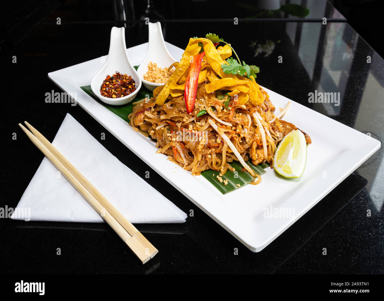 Asiatische Reisnudeln gebraten Rühren Stockfoto