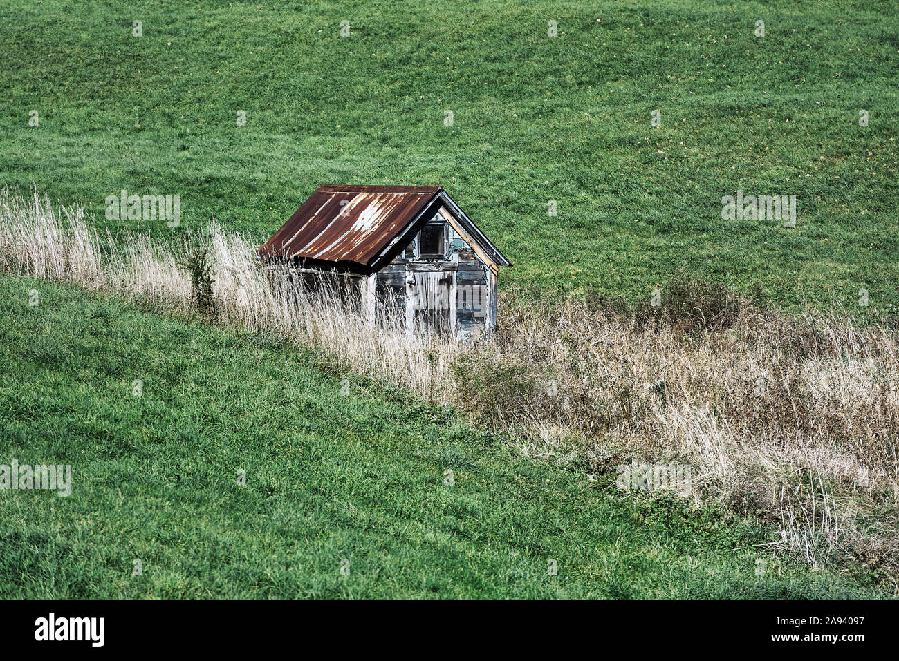 Kleiner Bauernhof im grünen Weide, Bath, Vermont, USA. Stockfoto