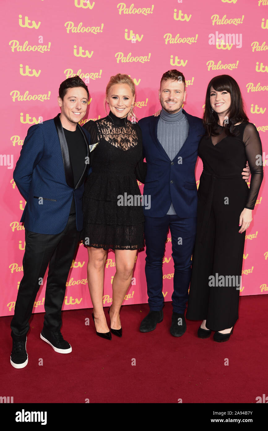 LONDON, GROSSBRITANNIEN. November 12, 2019: Ash Palmaciano, Amy Walsh, Matthew Wolfenden und Laura Norton ankommen für die ITV-Palooza in der Royal Festival Hall, London. Bild: Steve Vas/Featureflash Stockfoto