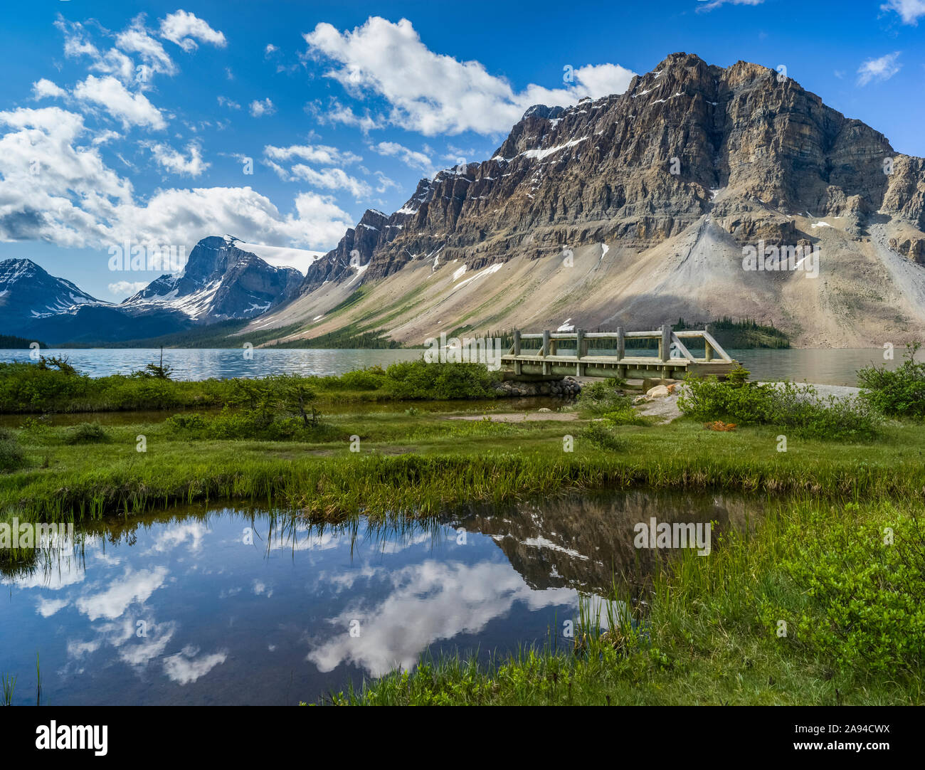 Bow Lake in den Rocky Mountains des Banff National Park entlang des Icefield Parkway; Improvement District No. 9, Alberta, Kanada Stockfoto