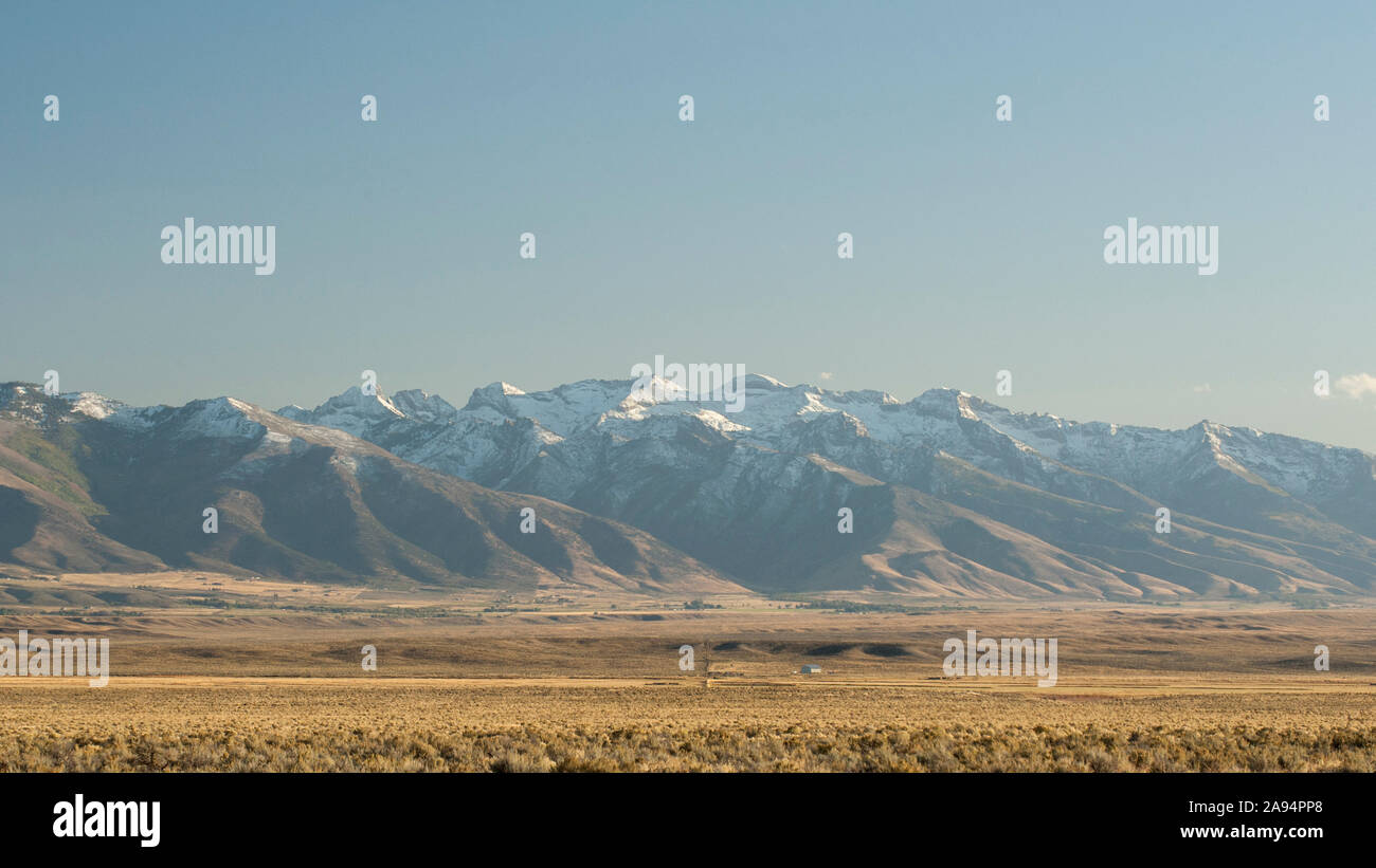 Nevada's Ruby Range, gesehen von der Interstate 80 in der Nähe von Elko. Stockfoto