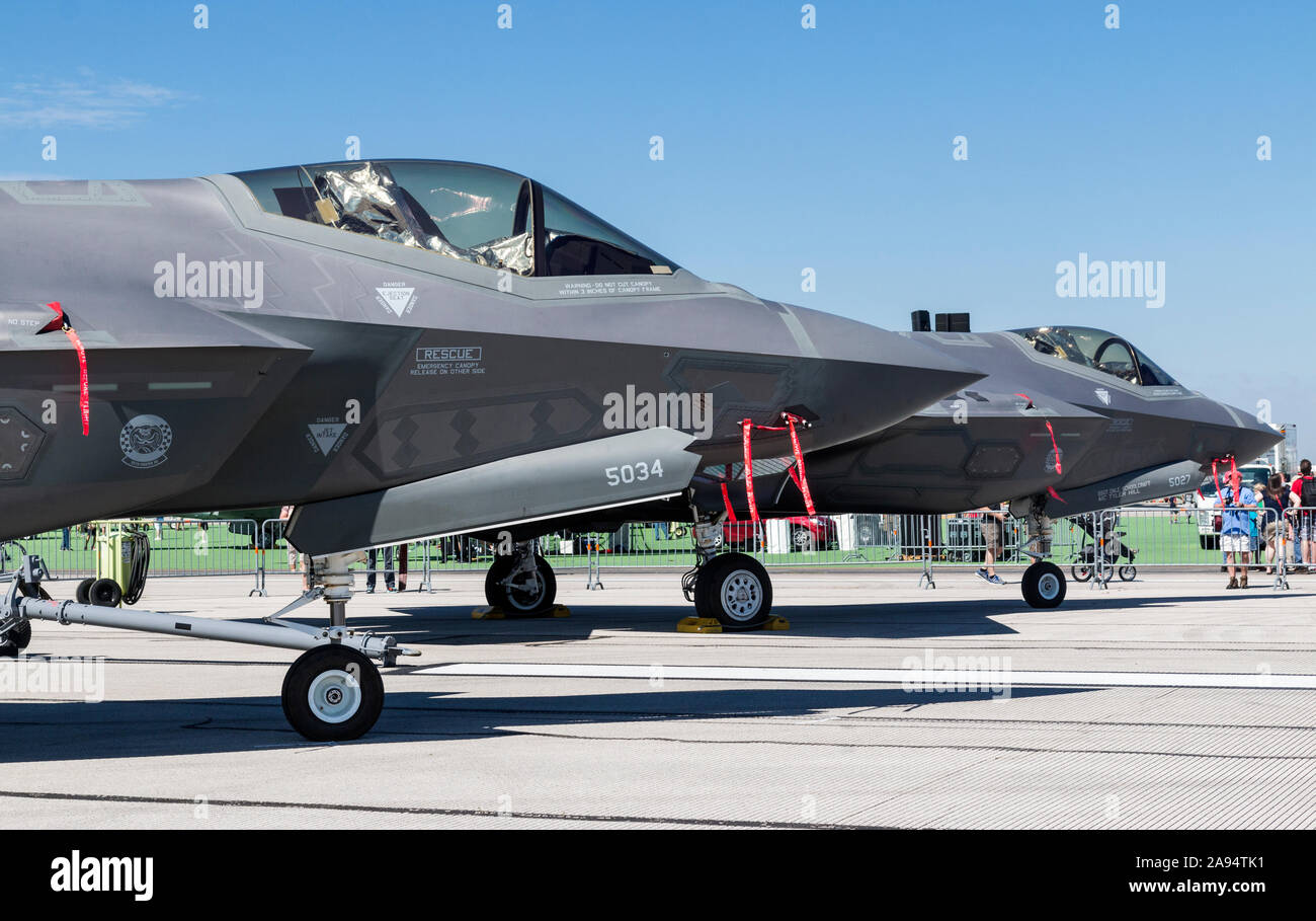 Die United States Air Force F-35 Lightning II sitzt auf statische Anzeige an den 2016 Vectren Dayton Airshow. Stockfoto