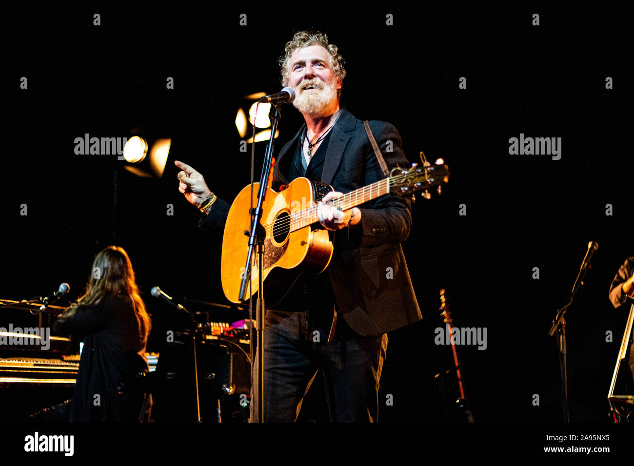 Der irische Singer/Songwriter, Gitarrist und Schauspieler Glen Hansard in Konzert in Mailand Stockfoto