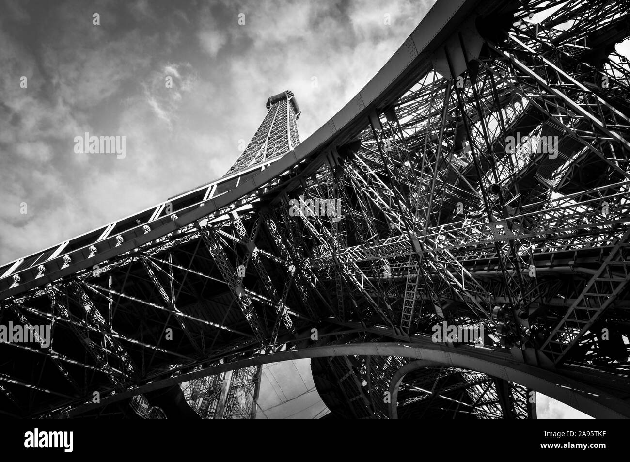 Der Eiffelturm in Paris Stockfoto
