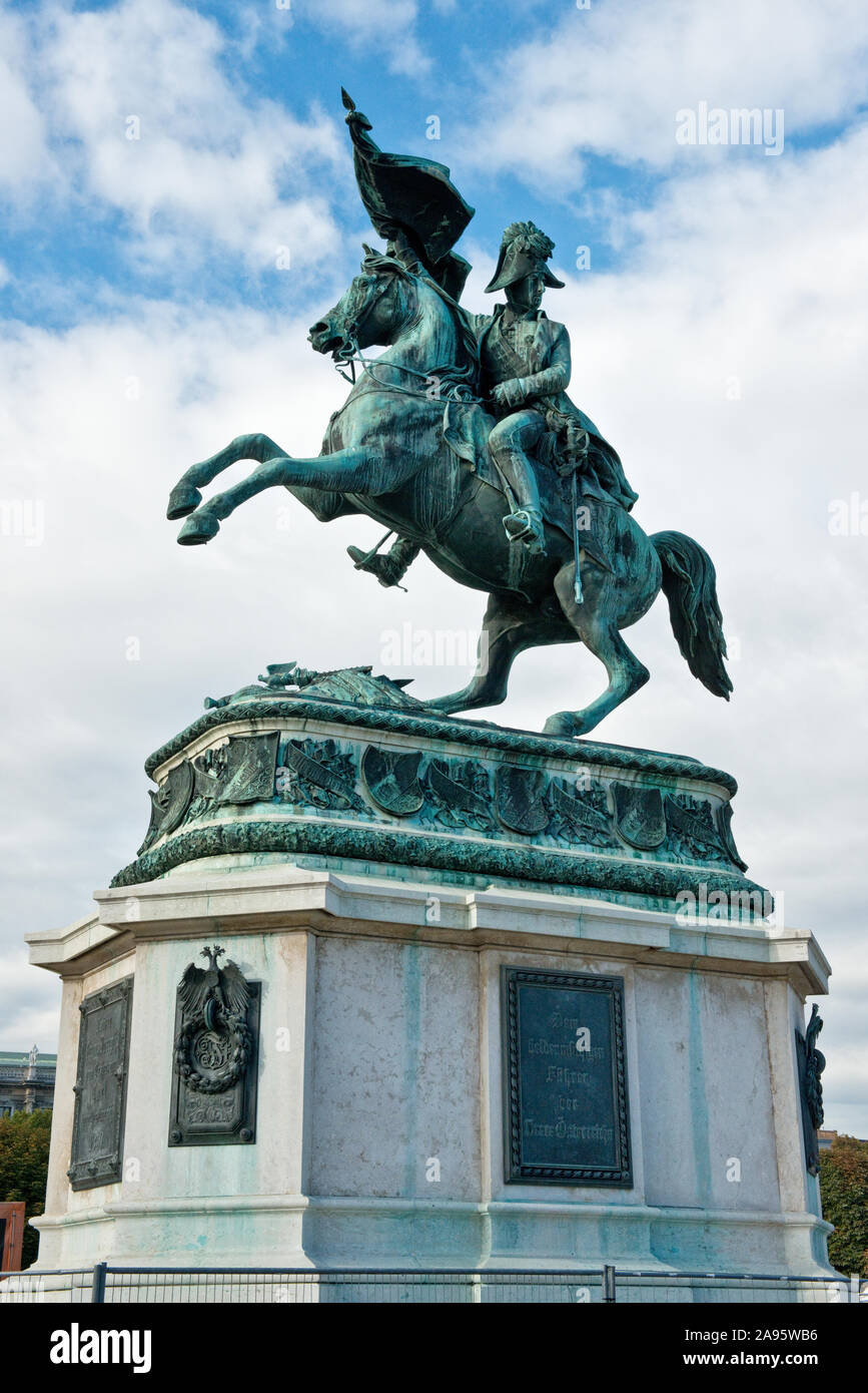 Statue von Erzherzog Karl von Österreich, Herzog von Teschen. Heldenplatz, Wien Stockfoto