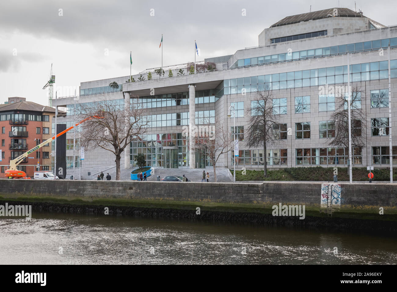 Dublin, Irland - 16. Februar 2019: architektonische Details der Dublin City Council Gebäude im Zentrum der Stadt an einem Wintertag Stockfoto