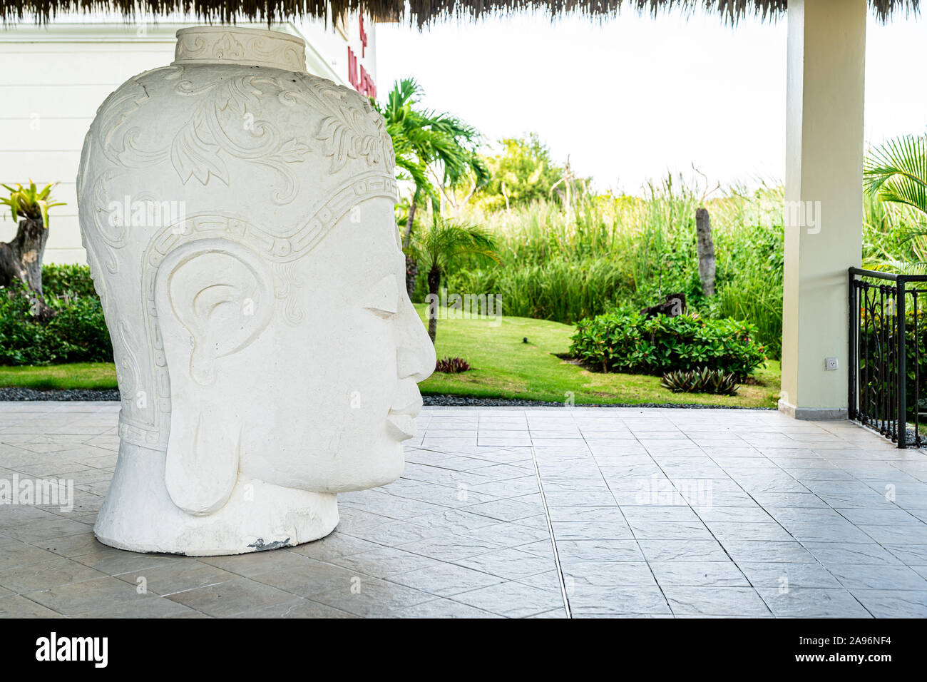 Punta Cana, Dominikanische Republik - Oktober 26, 2019: Spirituelle Statue von einem Spa in Punta Cana, Republica Dominicana. Stockfoto