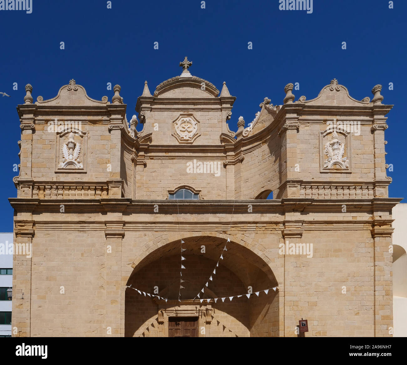 Kirche San Francesco d'Assisi in der malerischen Altstadt von Gallipoli, ein schönes Reiseziel in Apulien, Italien Stockfoto