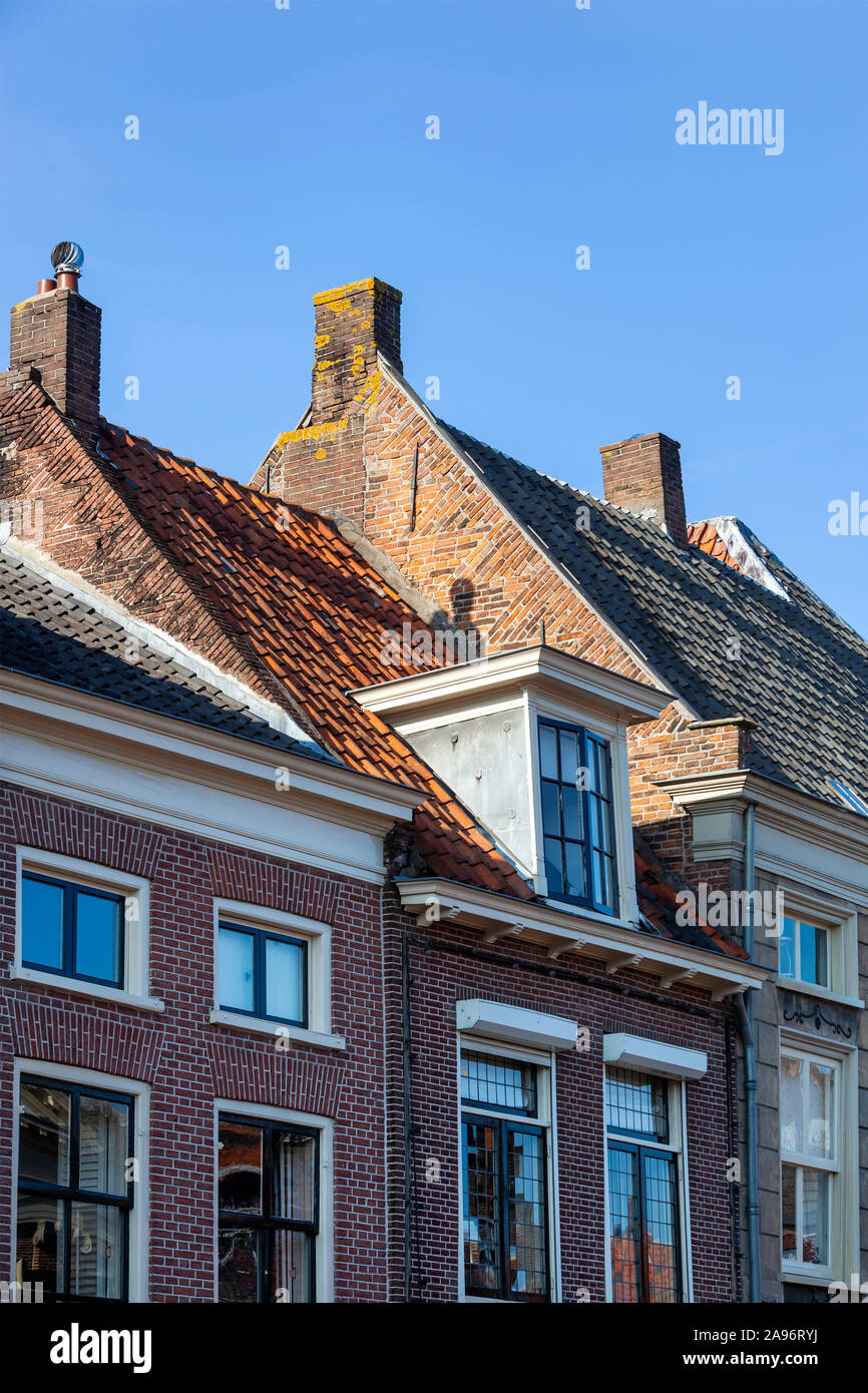 Alte, traditionelle Dächer in Vianen in den Niederlanden Stockfoto