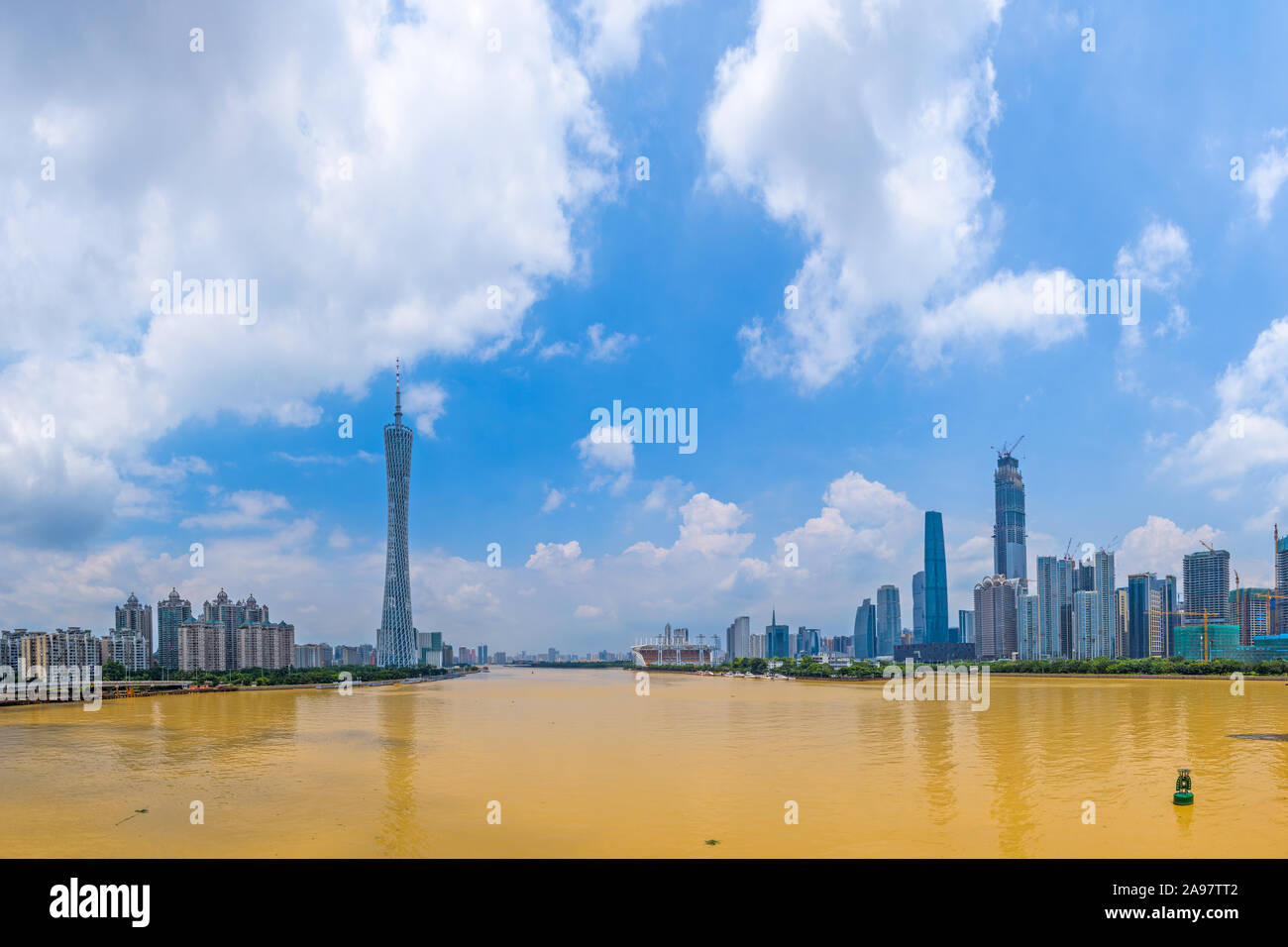 Guangzhou, China Stadt Skyline auf den Perlfluss. Stockfoto