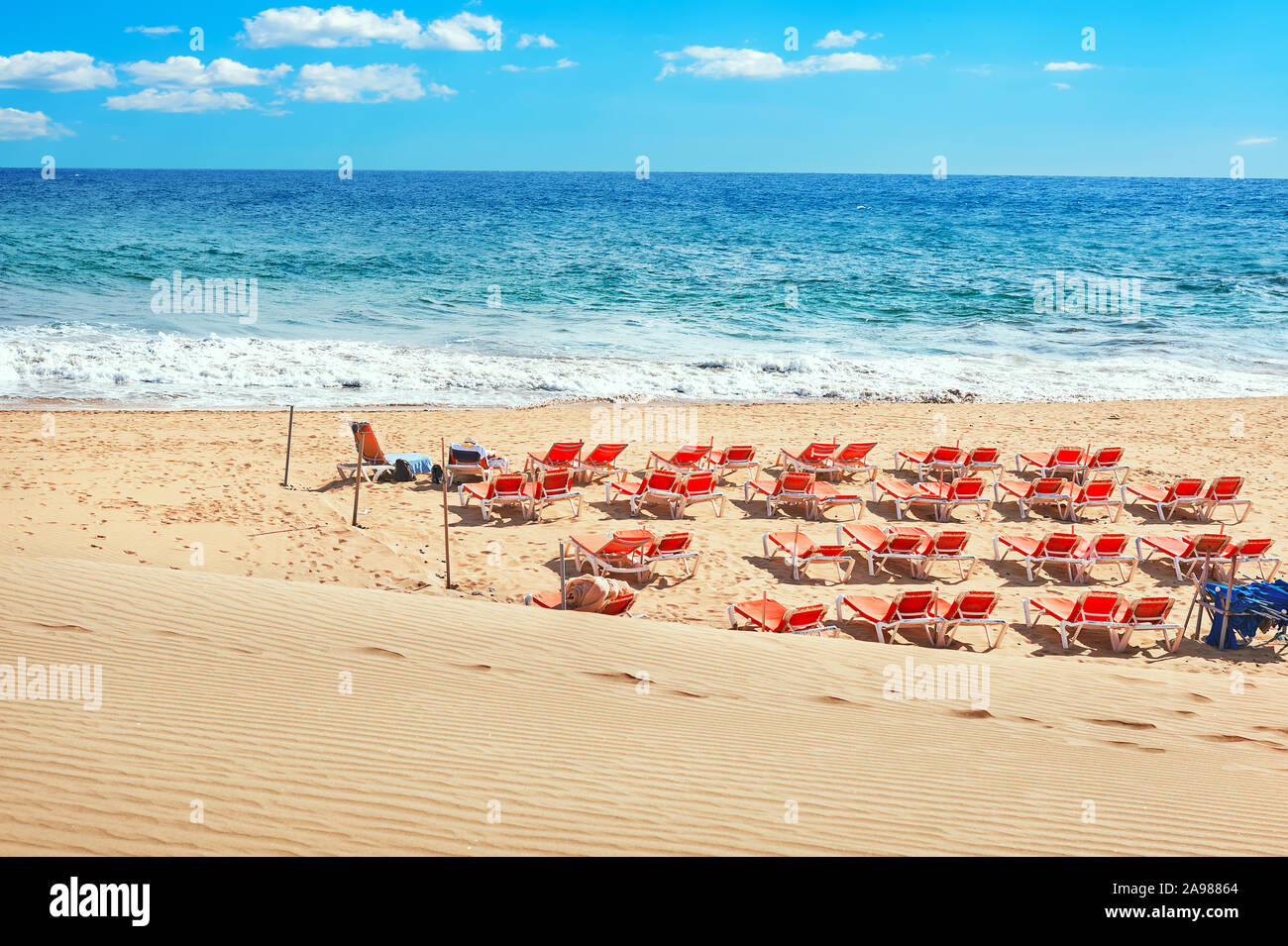 Strand an der Küste von Playa del Ingles und Maspalomas. Gran Canaria, Kanarische Inseln, Spanien Stockfoto