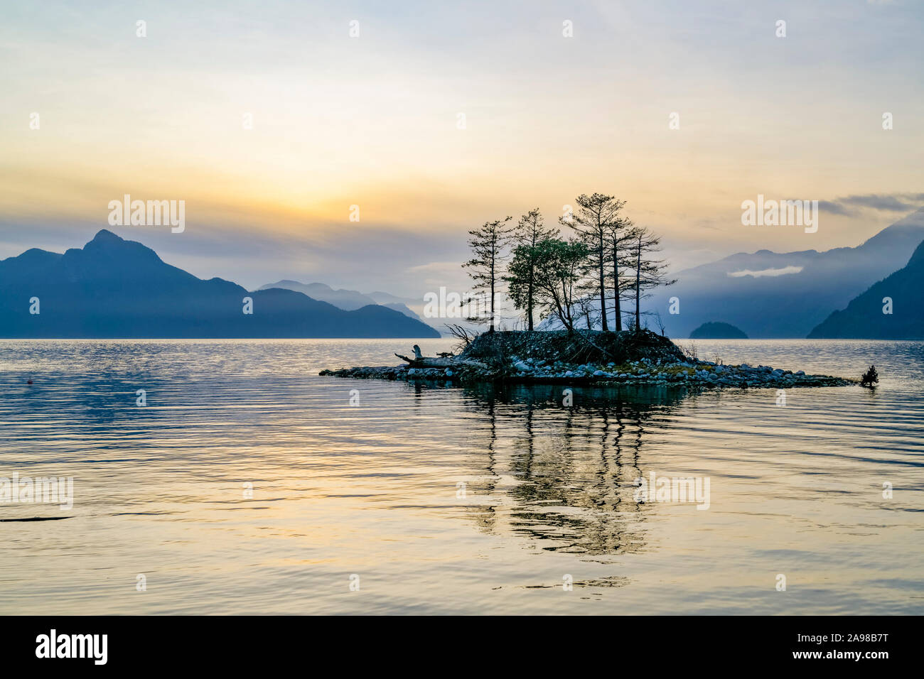 Kleine Inselchen, Howe Sound, Britisch-Kolumbien, Kanada Stockfoto