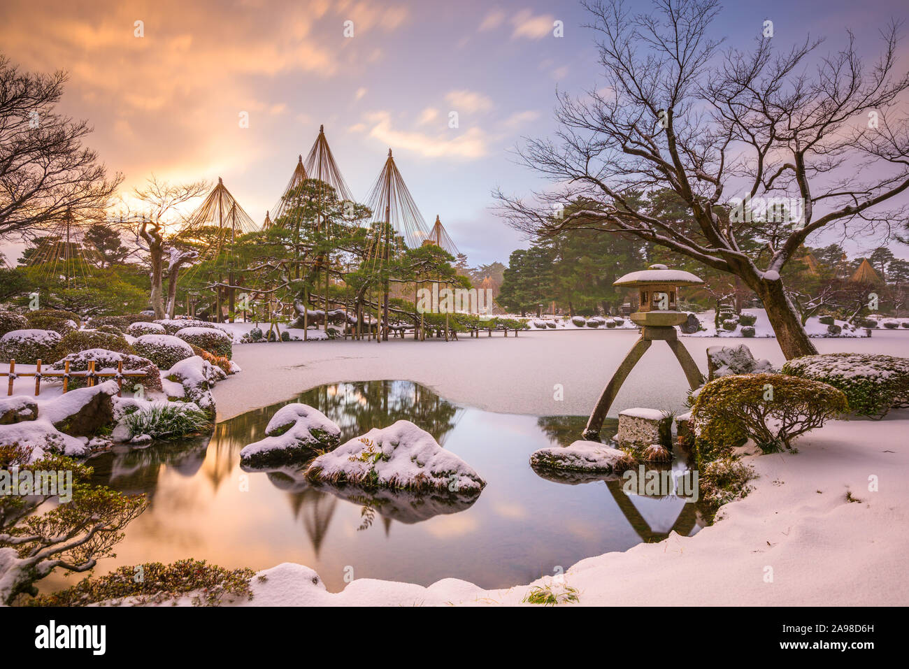 Kanazawa, Ishikawa, Japan Winter im Garten Kenrokuen. Stockfoto