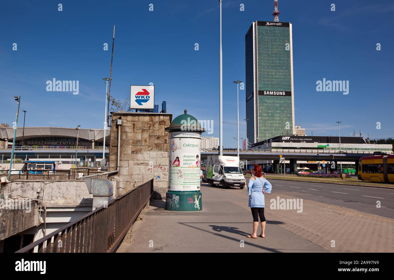 Fotos in der Hauptstadt von Polen Warschau auf einem hellen, sonnigen Tag im August getroffen Stockfoto