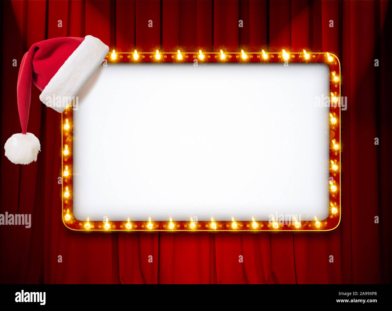 Licht Schild mit rotem Rahmen und Weihnachtsmütze auf Theater oder Kino Vorhang Hintergrund Stockfoto