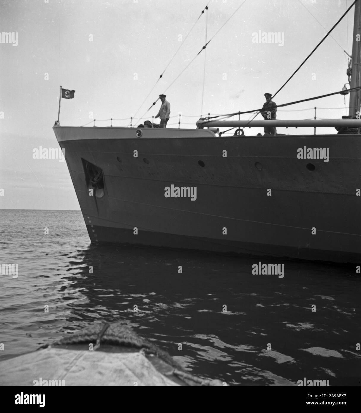 Crew der Flight Control ship" Bernhard von Tschirschky' der Deutschen Wehrmacht Luftwaffe, Deutschland 1930. Stockfoto