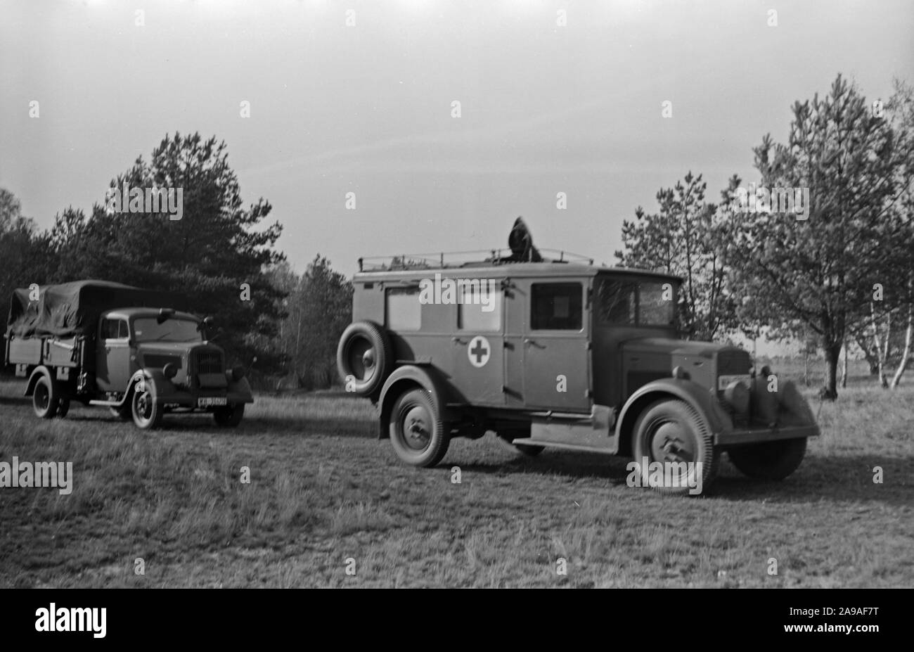 Eine Einheit der medical corps Soldaten mit ihren mobilen Notaufnahme, Deutschland 1930. Stockfoto