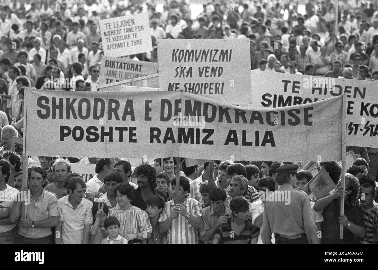 PRO-DEMOKRATIE DEMONSTRATION, TIRANA, ALBANIEN, 14. SEP' 91, Stockfoto
