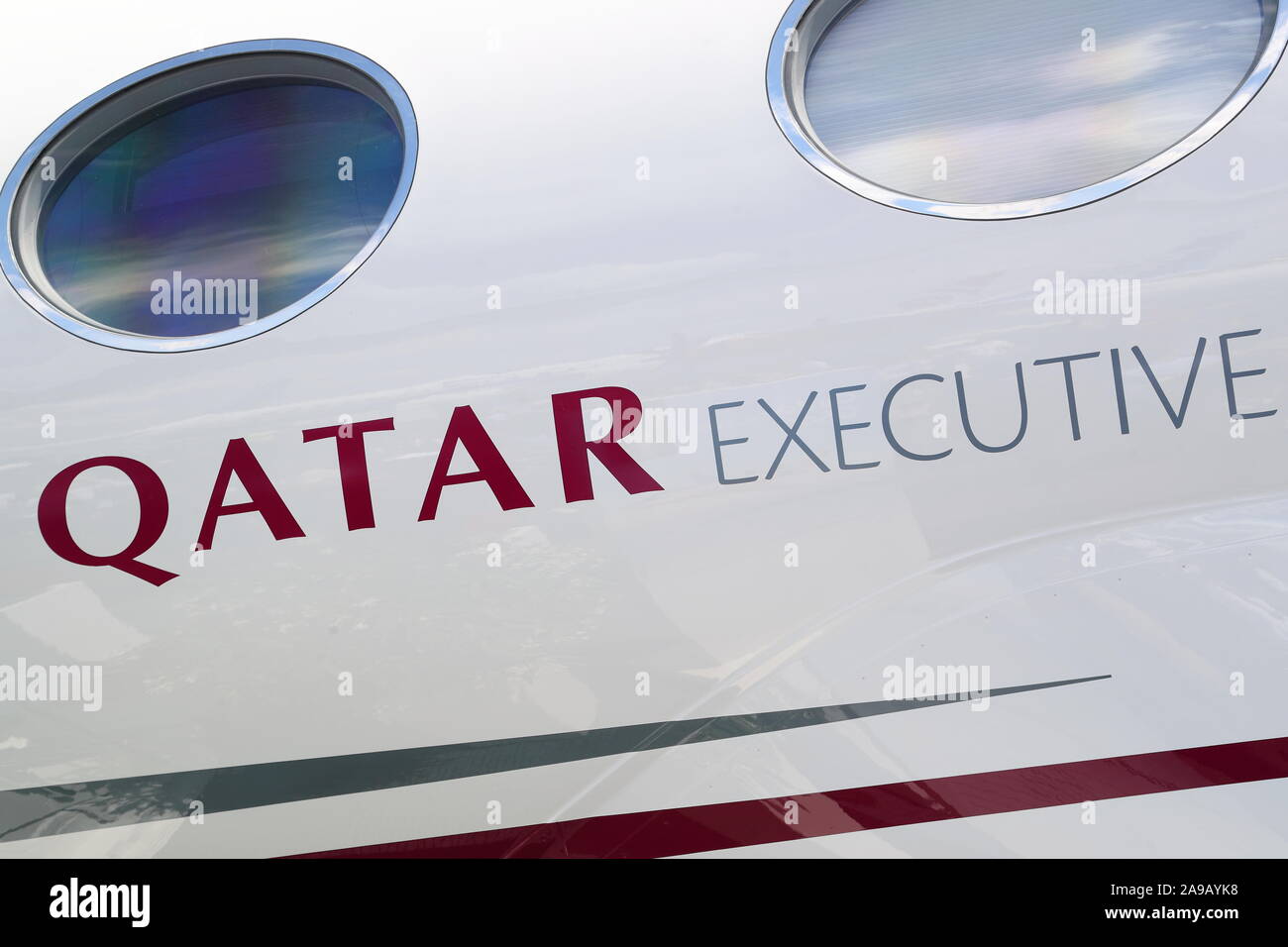 Qatar Executive Logo an der Seite eines Business Jet auf der Farnborough International Airshow 2018, Großbritannien Stockfoto