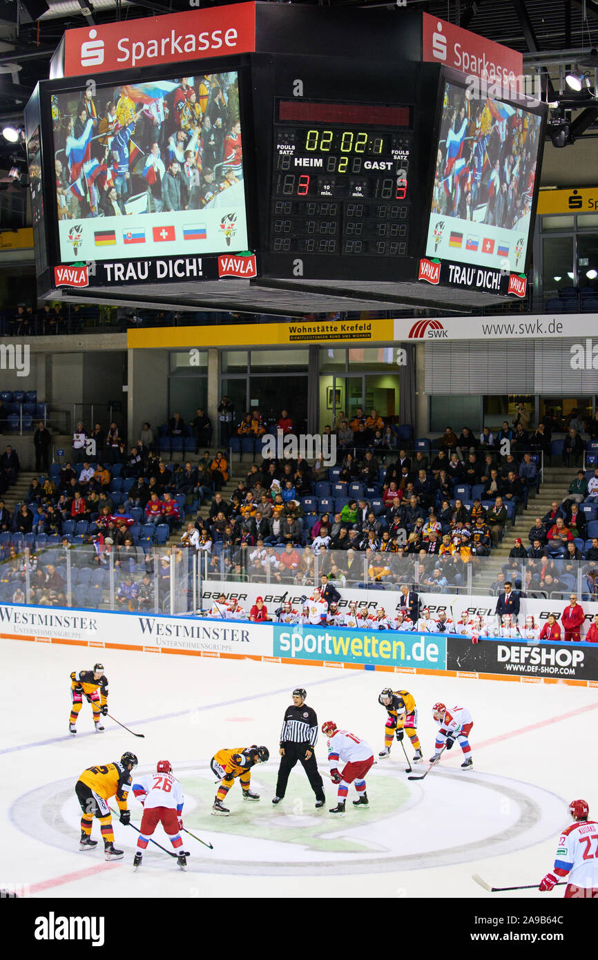 Eishockey Deutschland Cup, Germany-Russia, Krefeld, Nov 9, 2019 ALM Arena, Bully Deutschland - Russland 4-3 DEB EISHOCKEY DEUTSCHLAND CUP in Krefeld, Deutschland, November 07, 2019, Saison 2019/2020, © Peter Schatz/Alamy leben Nachrichten Stockfoto