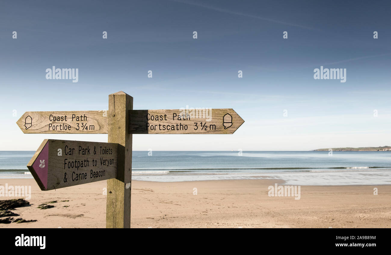 Cornish Wanderweg Küste Wegweiser Stockfoto