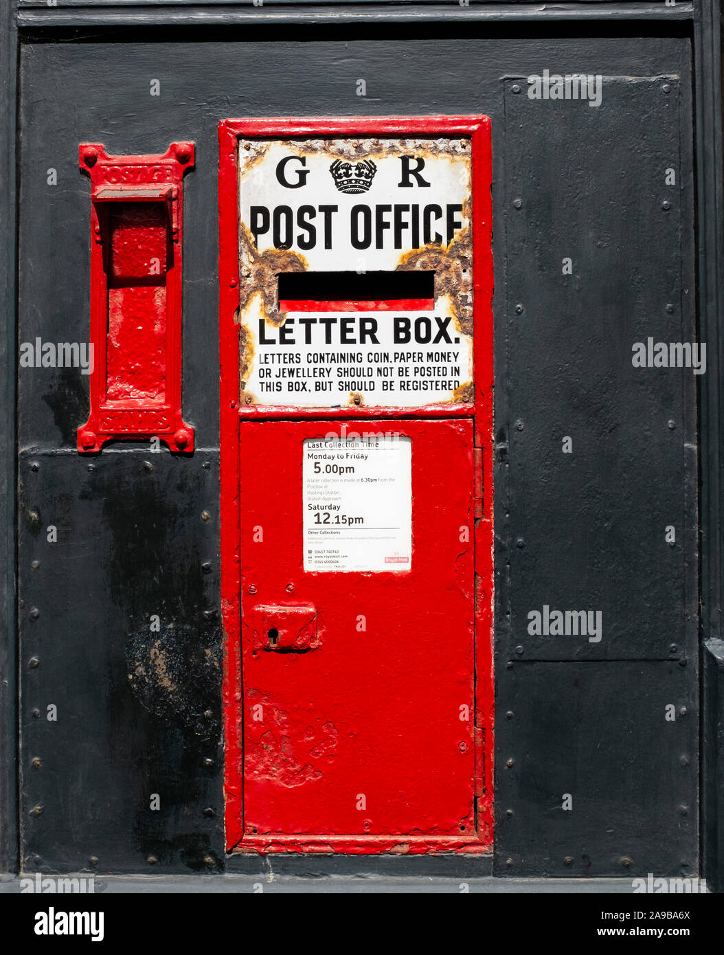 Traditionelle British Post Office Letter Box Stockfoto