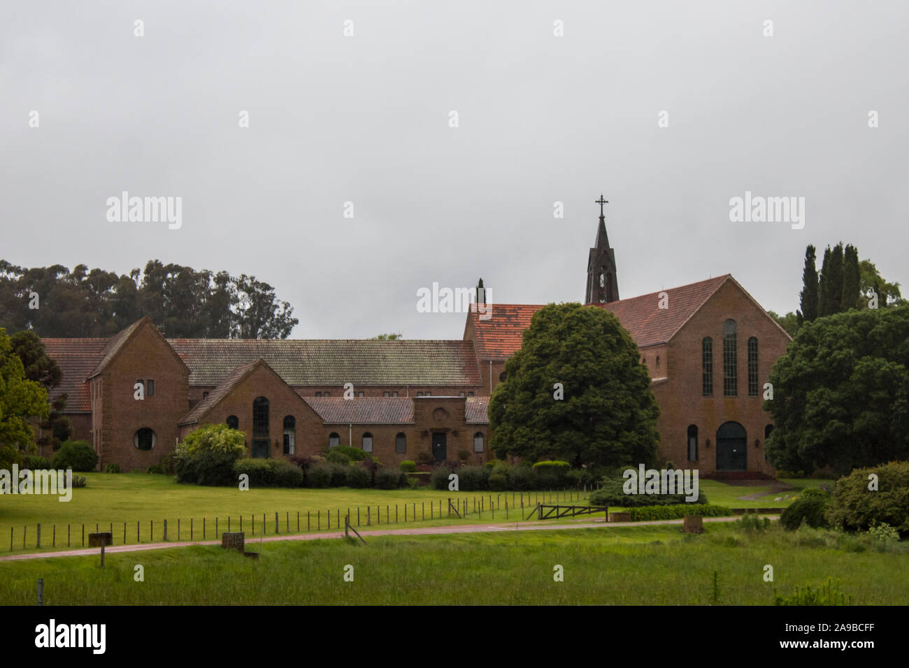 Trappistenklosterei Our Lady of Angels Abbey. Kontemplative azul-mönche arbeiten und leben hier. Nicht viele Menschen erhalten aufgrund ihres Gelübdes Zutritt Stockfoto