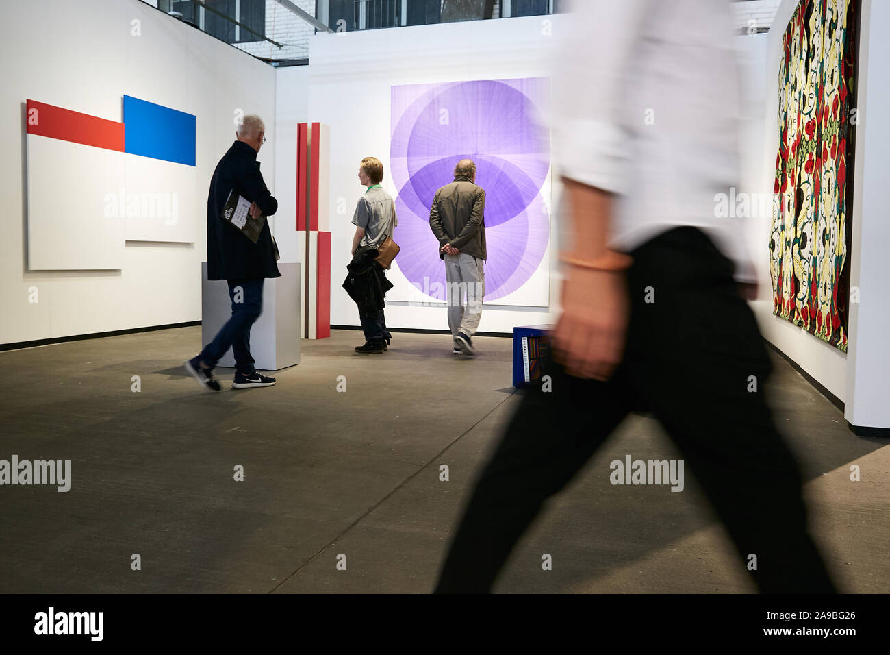 13.09.2019, Berlin, Berlin, Deutschland - Kunstmesse art Berlin im Hangar 5 und 6 des Flughafen Tempelhof. Deutsche und internationale Galerien zeigen neue Arbeiten von Stockfoto