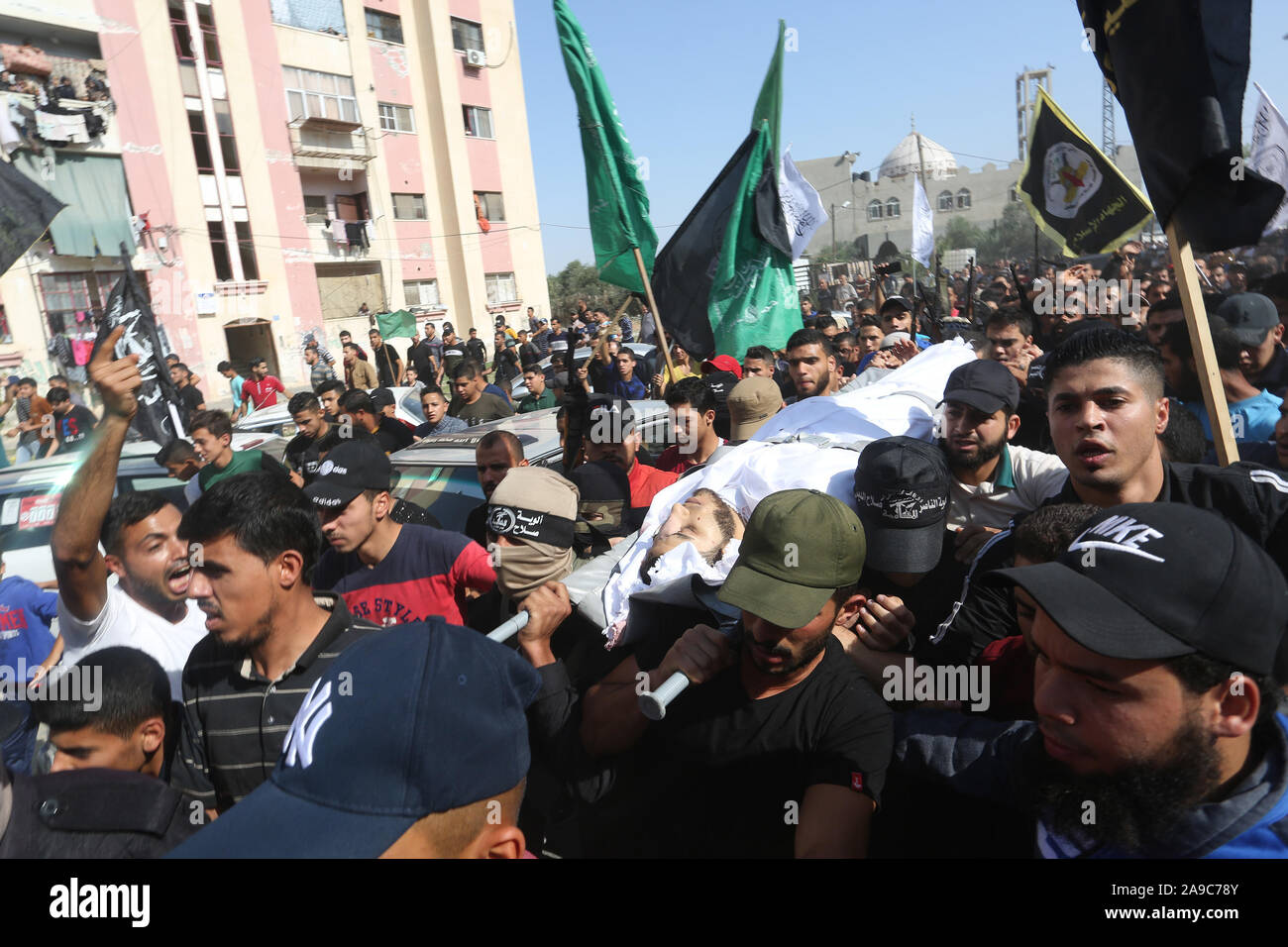 Palästinensischen Islamischen Jihad militanten nehmen an der Beerdigung eines Ahmed al-Kurdi, im Gazastreifen, am 14.November 2019. Foto von Abed Rahim Khatib/Alamy Stockfoto